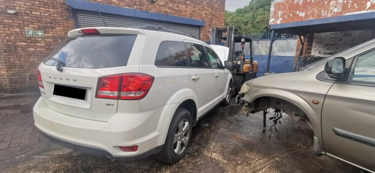 2012 Dodge Journey 3.6 SXT stripping for used parts for sale