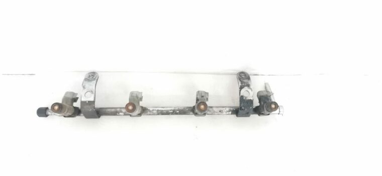 Chrysler PT Cruiser 2.0 petrol used fuel rail for sale