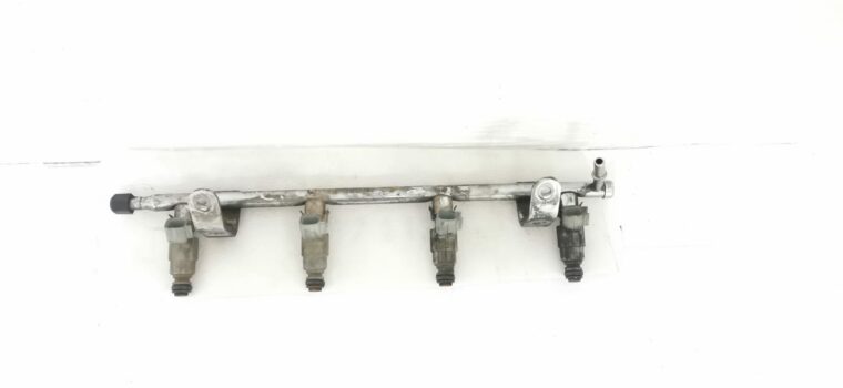 Chrysler PT Cruiser 2.0 petrol used fuel rail for sale