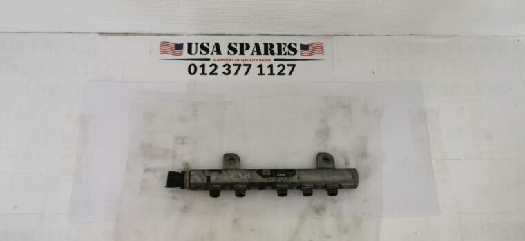 Jeep Grand Cherokee 3.0 WK2 used diesel fuel rail for sale
