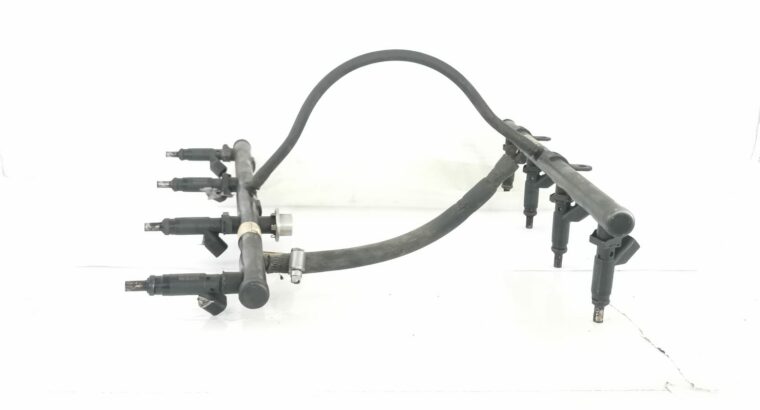 Jeep Grand Cherokee 5.7 WK petrol used fuel rail for sale