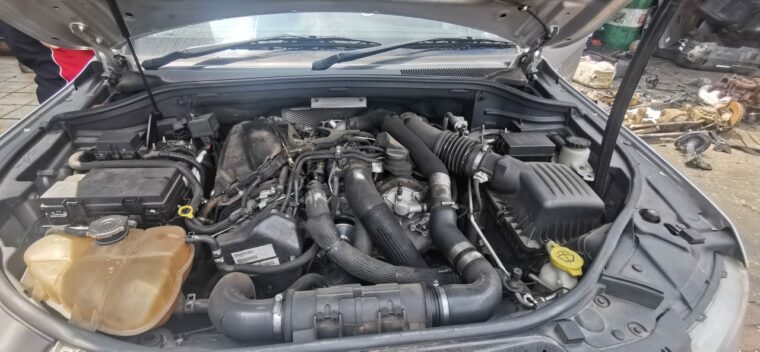 Jeep Grand Cherokee 3.0 WK2 used diesel engine parts for sale
