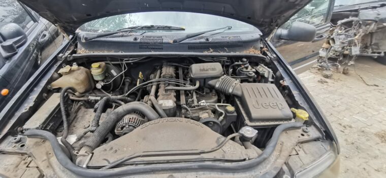 Jeep Grand Cherokee 4.0 WJ used engine parts for sale