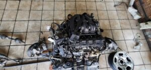 Jeep Cherokee 3.2 KL used petrol engine parts for sale