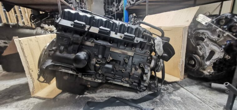 Jeep Grand Cherokee 4.0 WJ used petrol engine for sale