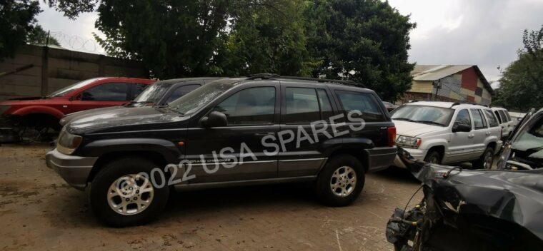 Jeep Grand Cherokee 4.0 WJ stripping for used parts