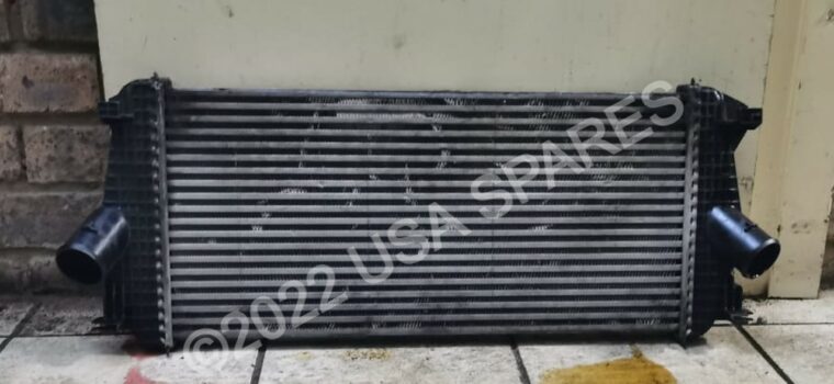 Chrysler Voyager 3.3 used intercooler and other spares parts for sale