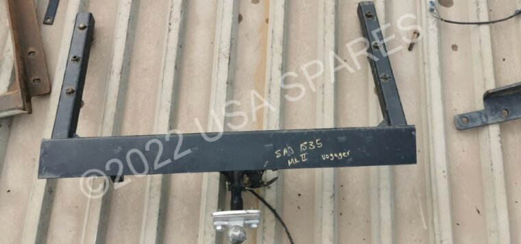 Chrysler Voyager used towbar and other spares parts for sale