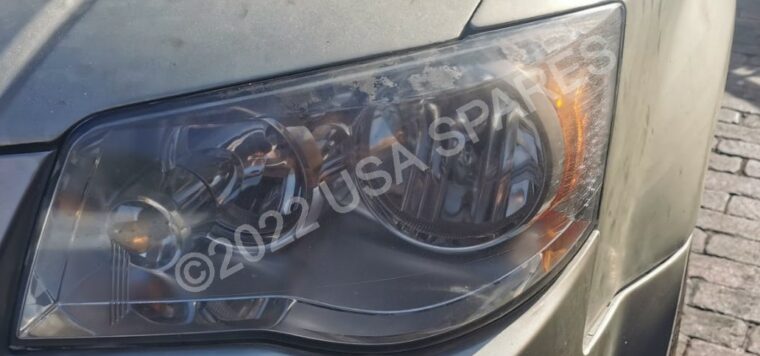 Chrysler Grand Voyager used headlights and other spares parts for sale