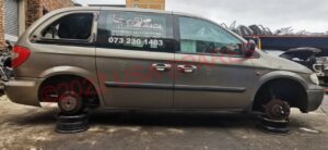 Chrysler Voyager 2.4 Lx stripping for used spares parts for sale