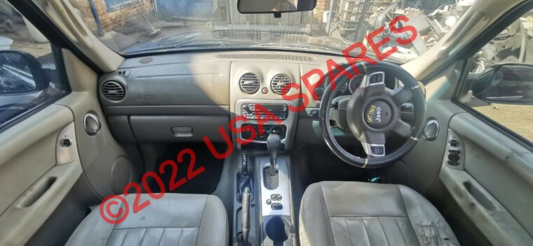 Jeep Cherokee KJ for used interior spares/parts for sale