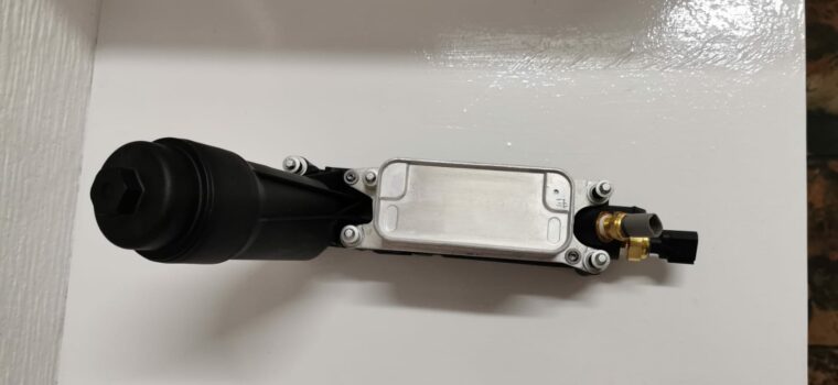 Jeep Grand Cherokee 3.6 WK2 oil cooler for sale