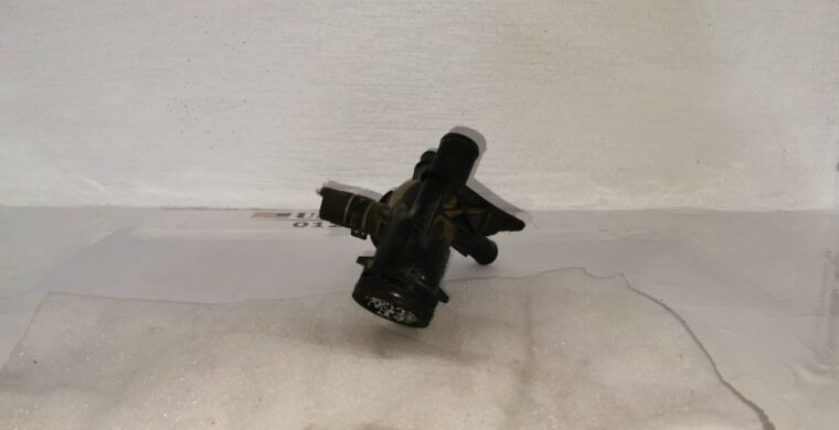 Chrysler 2.8 MK3 diesel used thermostat housing for sale