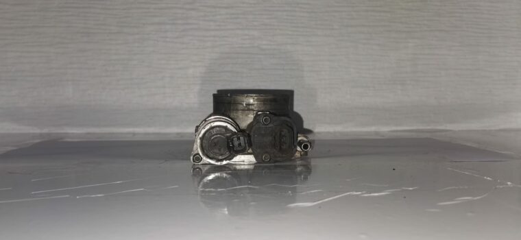 Chrysler Voyager 3.3 petrol used throttle body for sale
