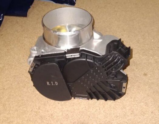 Chev Throttle body and other spares for sale