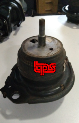 Jeep Grand Cherokee WK2 3.6 used engine mountings and parts for sale