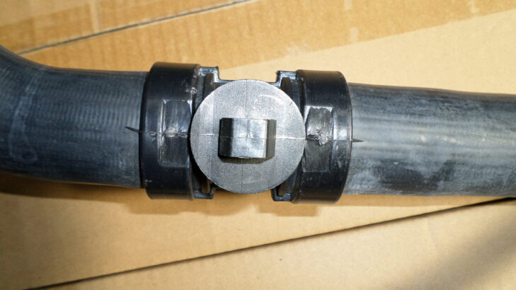 2007 Dodge Caliber 2.0 petrol new radiator hose