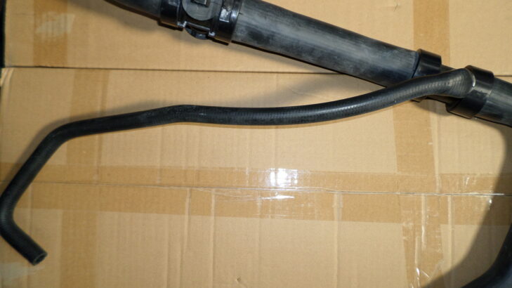 2007 Dodge Caliber 2.0 petrol new radiator hose