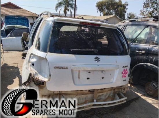 Suzuki SX4 used tailgate taildoor and spares for sale