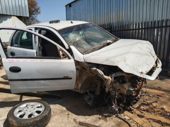 Opel Corsa C hatch stripping for used spare parts