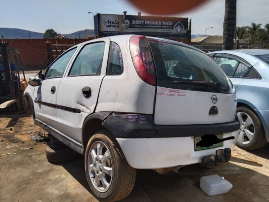 Opel Corsa C hatch stripping for used spare parts