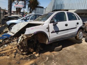 Opel Corsa C hatch stripping for used spare parts