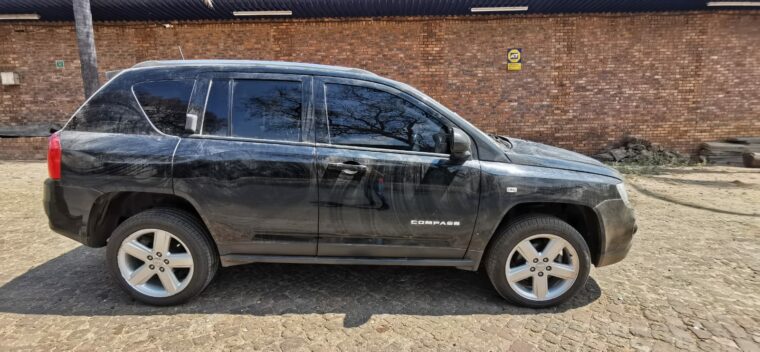 Jeep Compass 2.0 automatic 2013 petrol stripping for spares parts for sale