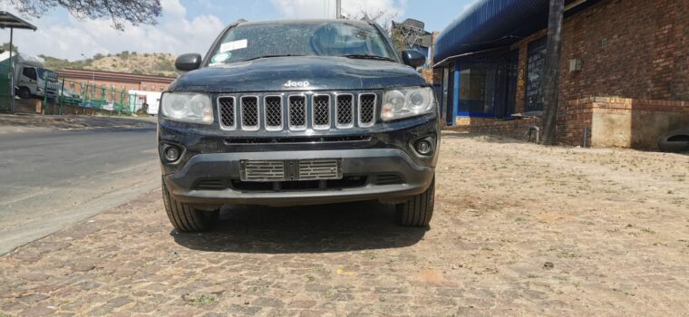 Jeep Compass 2.0 automatic 2013 petrol stripping for spares parts for sale