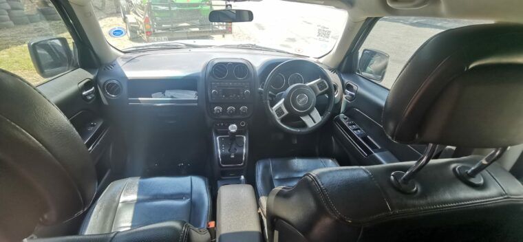 Jeep Patriot used interior spares for sale