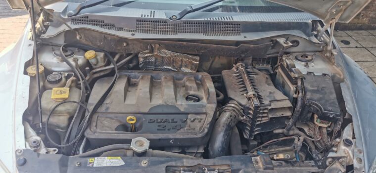 Dodge Caliber 2.4 engine spares for sale