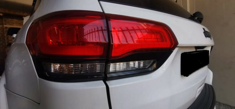 Jeep Grand Cherokee WK2 2014 used tail light for sale