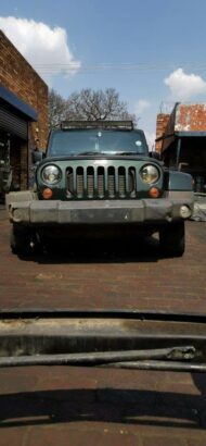 Jeep Wrangler 2.8 JK used spares for sale