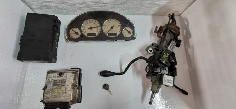 Chrysler Grand Voyager 2.8 used lockset for sale