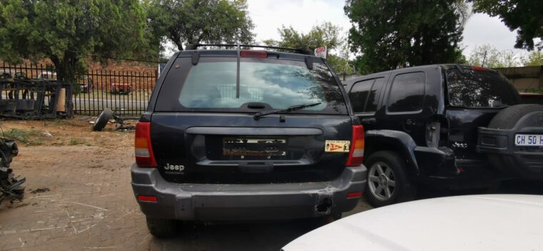 Jeep Grand Cherokee WJ/WG used body spares for sale