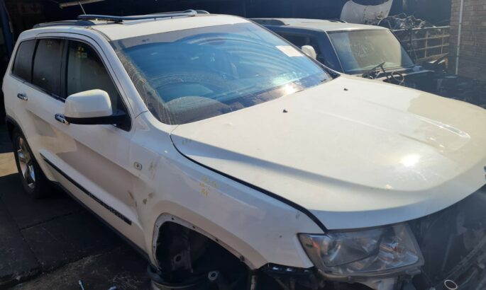 Jeep Grand Cherokee WK 2011-2013 used body parts for sale