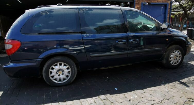 Chrysler Grand Voyager MK2 used body spares for sale