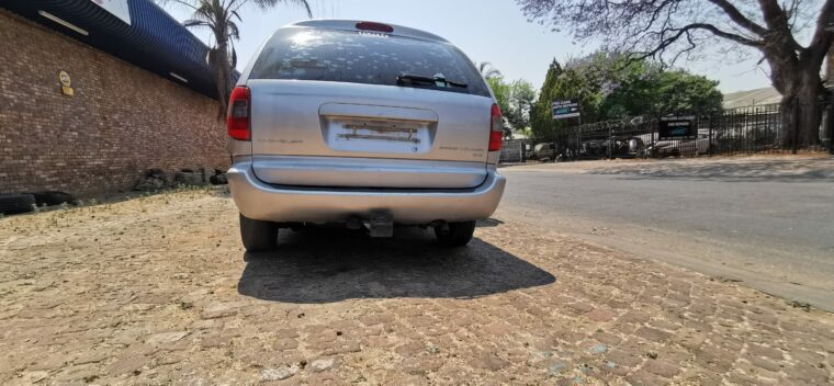 Chrysler Voyager used body spares for sale