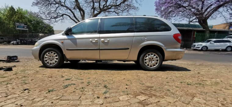 Chrysler Voyager used body spares for sale