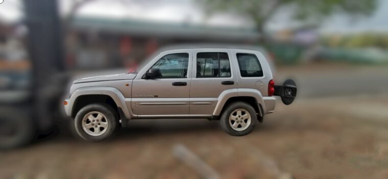 Jeep Cherokee 2.8 KJ diesel stripping for used spares