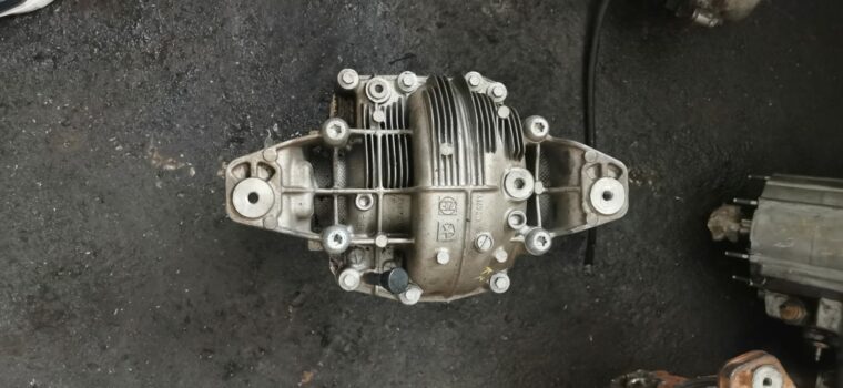Jeep Grand Cherokee WK2 second hand diff for sale