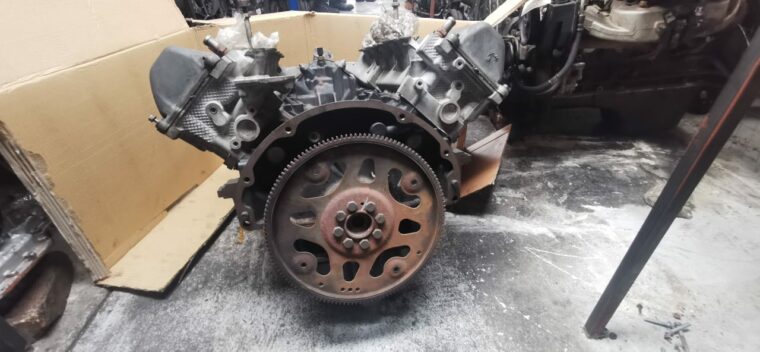 Jeep Grand Cherokee 4.7 WJ used petrol engine for sale