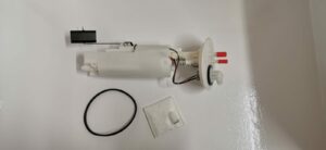 Chrysler Voyager 3.3 new 3-pin petrol pump for sale