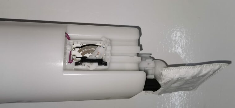 Chrysler Voyager 3.3 new 4 pin fuel pump for sale