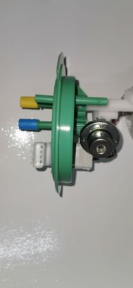 Chrysler Voyager 3.3 new 4 pin fuel pump for sale