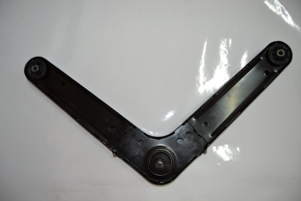 Jeep Cherokee Liberty KJ new diff arm for sale