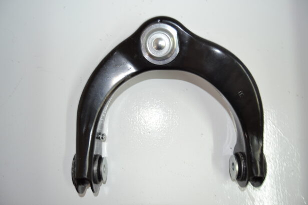 Jeep Grand Cherokee WK2 new right front upper control arm for sale