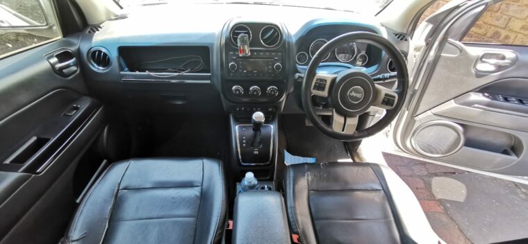 Jeep Compass 2.0 automatic used spares for sale