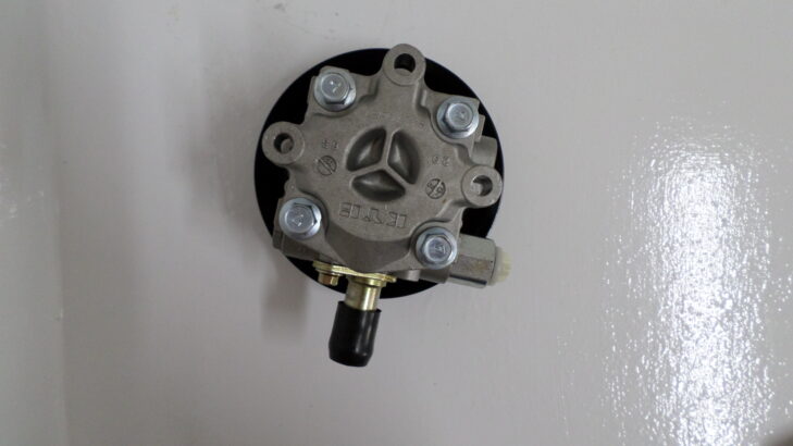 Dodge Caliber new power steering pump for sale