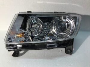 Jeep Grand Cherokee WK2 used headlights for sale