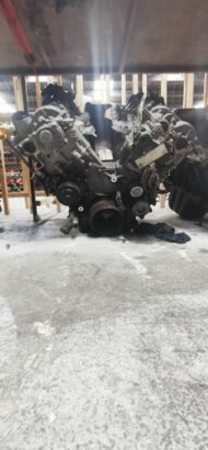 Jeep Grand Cherokee 5.7 WK V8 petrol engine for sale